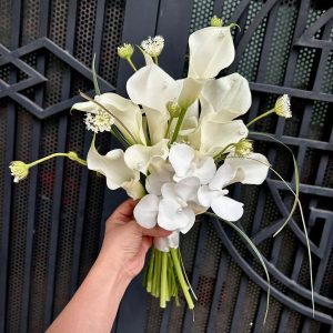 hoa cưới cầm tay