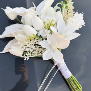 hoa cưới cầm tay