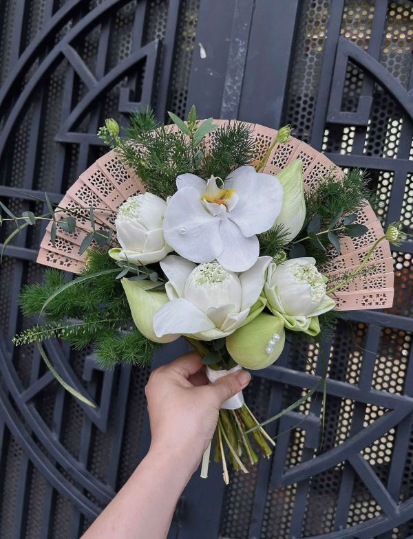 hoa-cuoi-garden-style-nen-chon-gi-4 Hoa cưới cầm tay